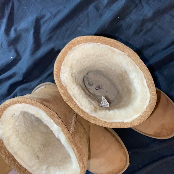 Ugg Boots Tan size 8 - Picture 3 of 4